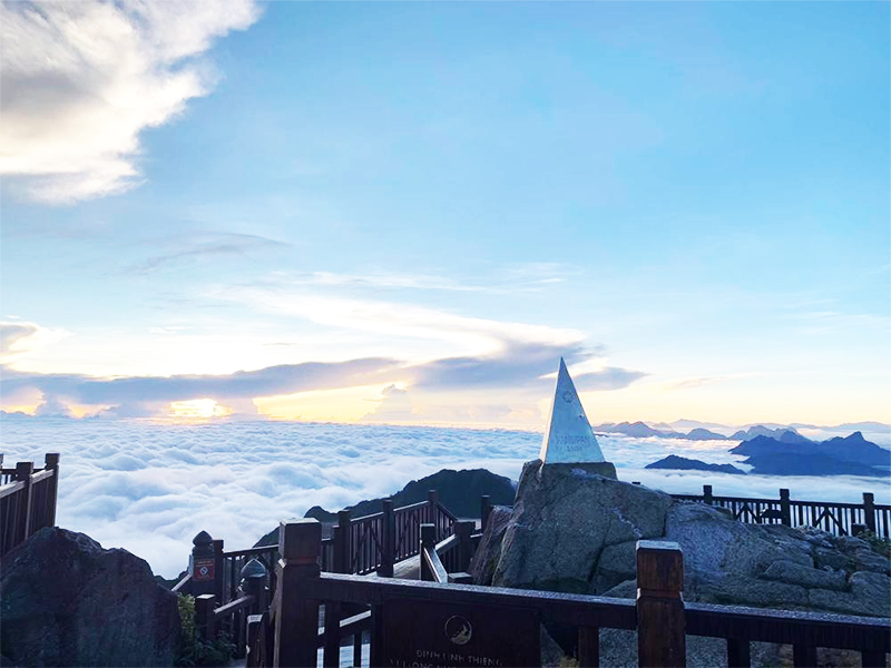 Kinh nghiệm săn mây ở Sapa trên đỉnh Fan