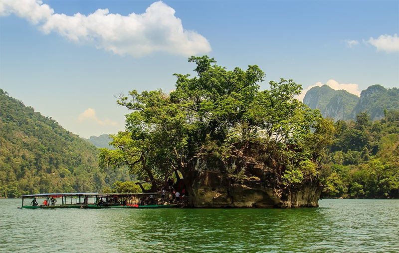 Ghé thăm đảo Bà Goá ở vườn quốc gia Ba Bể